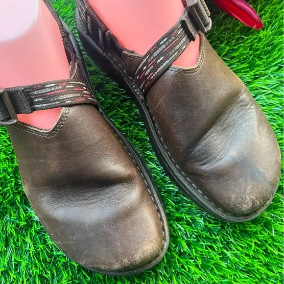 CHACO CHACOS CHACO'S BROWN LEATHER CLOGS ADJUSTABLE STRAP 8.5 MARY JANES - Picture 10 of 14